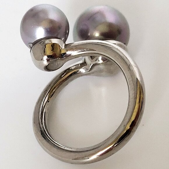 Large Grey Faux Pearl Wrap Scarf Ring Silver Tone 14mm & 10mm Pearls - Picture 3 of 4